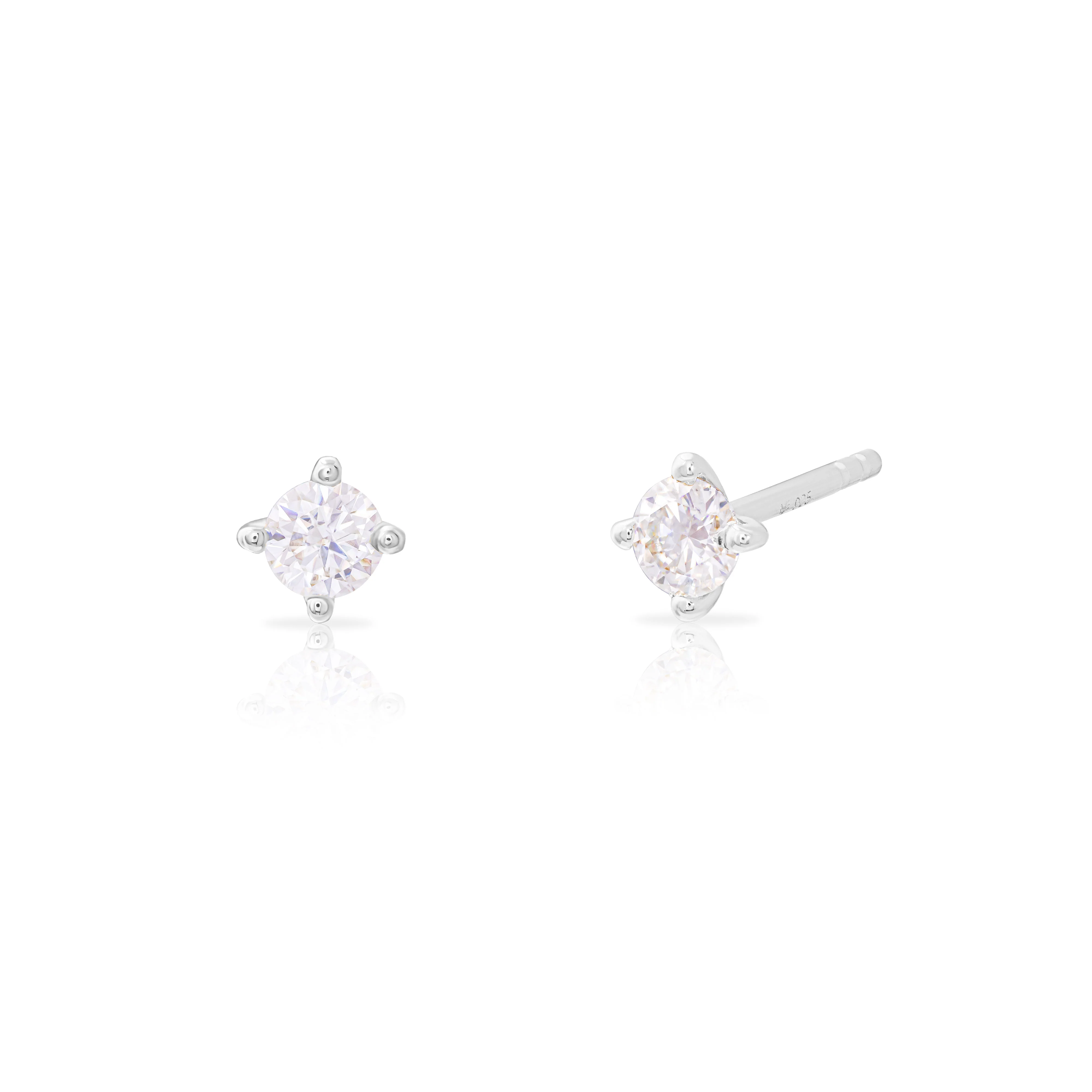 Brila Moissanite Studs Earrings - Image 7