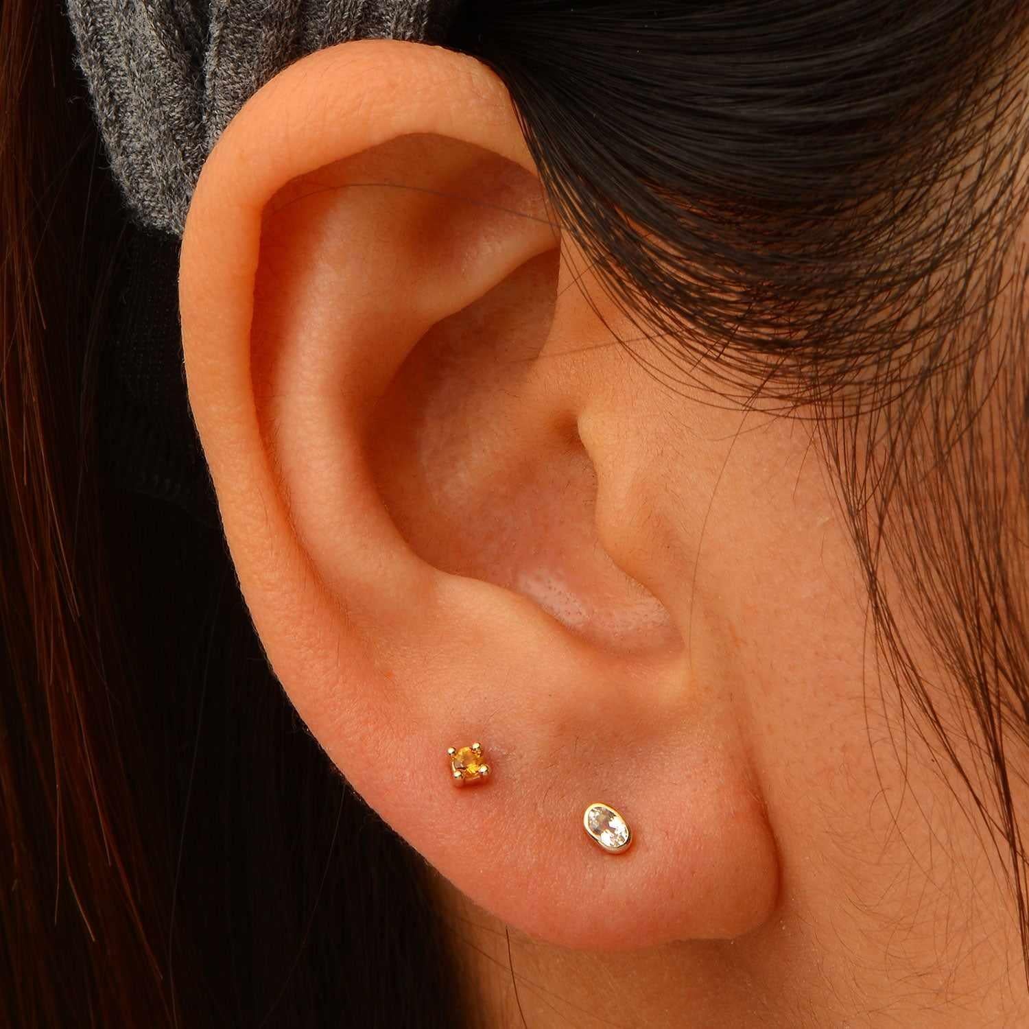 Budapest Oval 14k Gold Labret Earring - Image 2