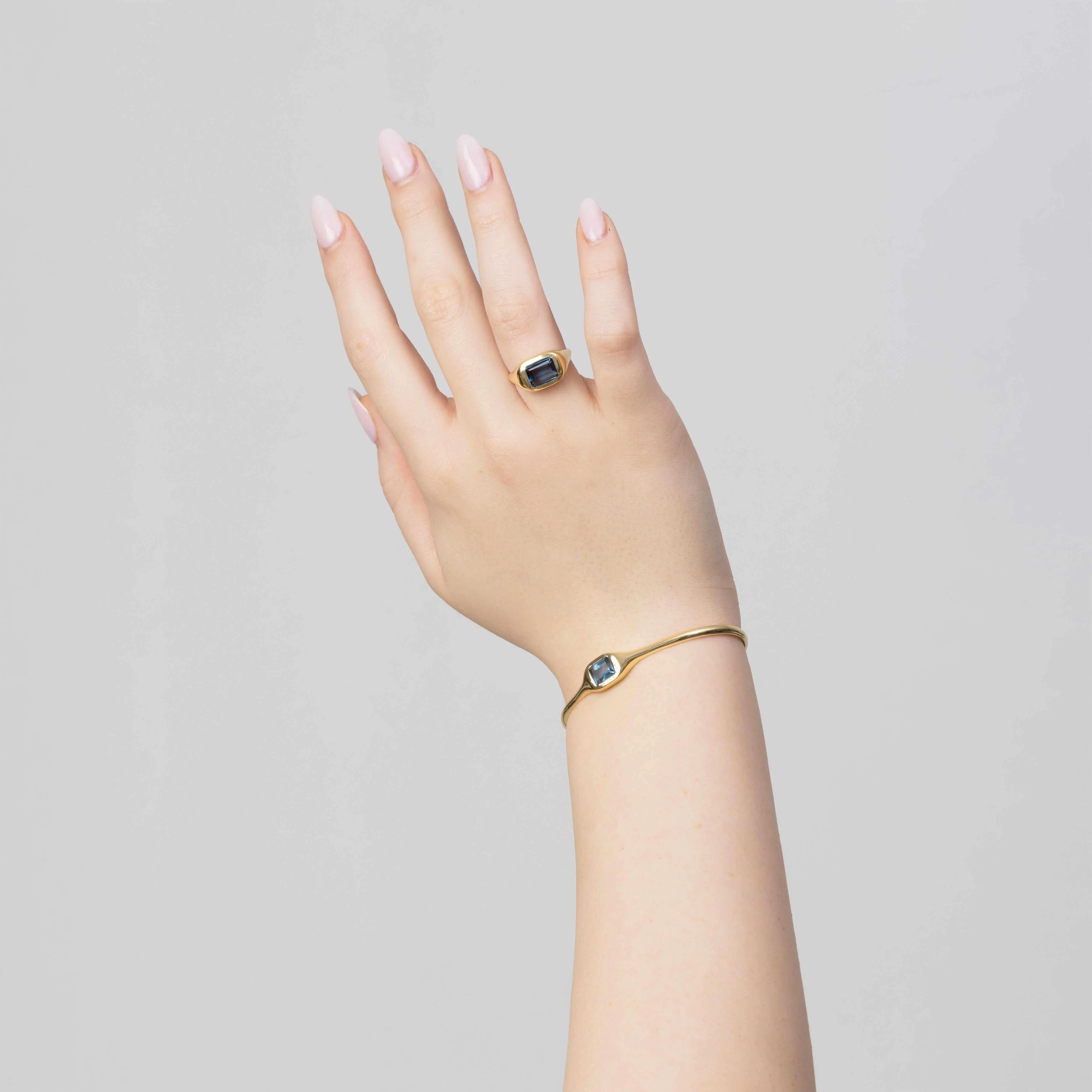 Cabar cuff bracelet - Image 2