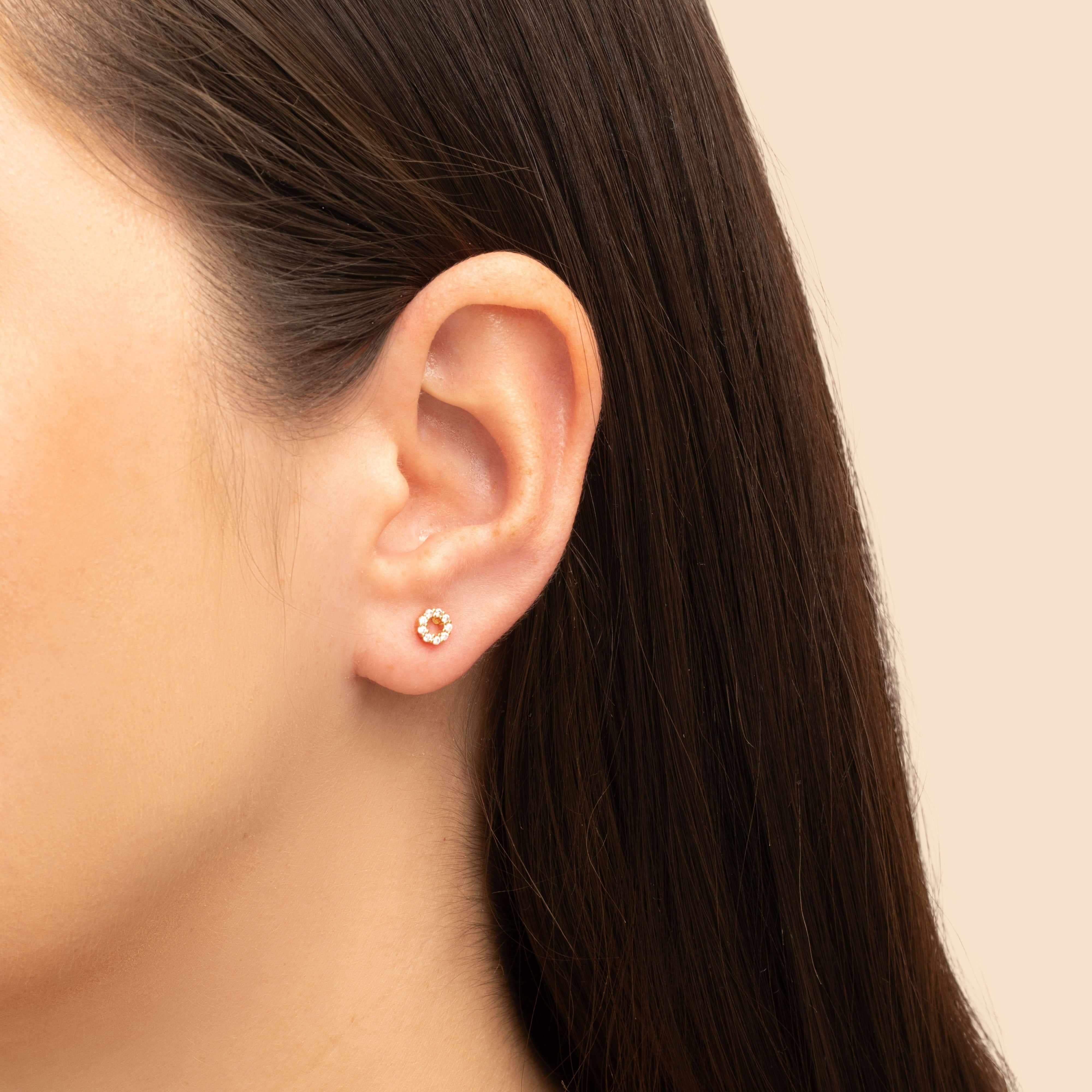 Circle hollow crystal studs - Image 2