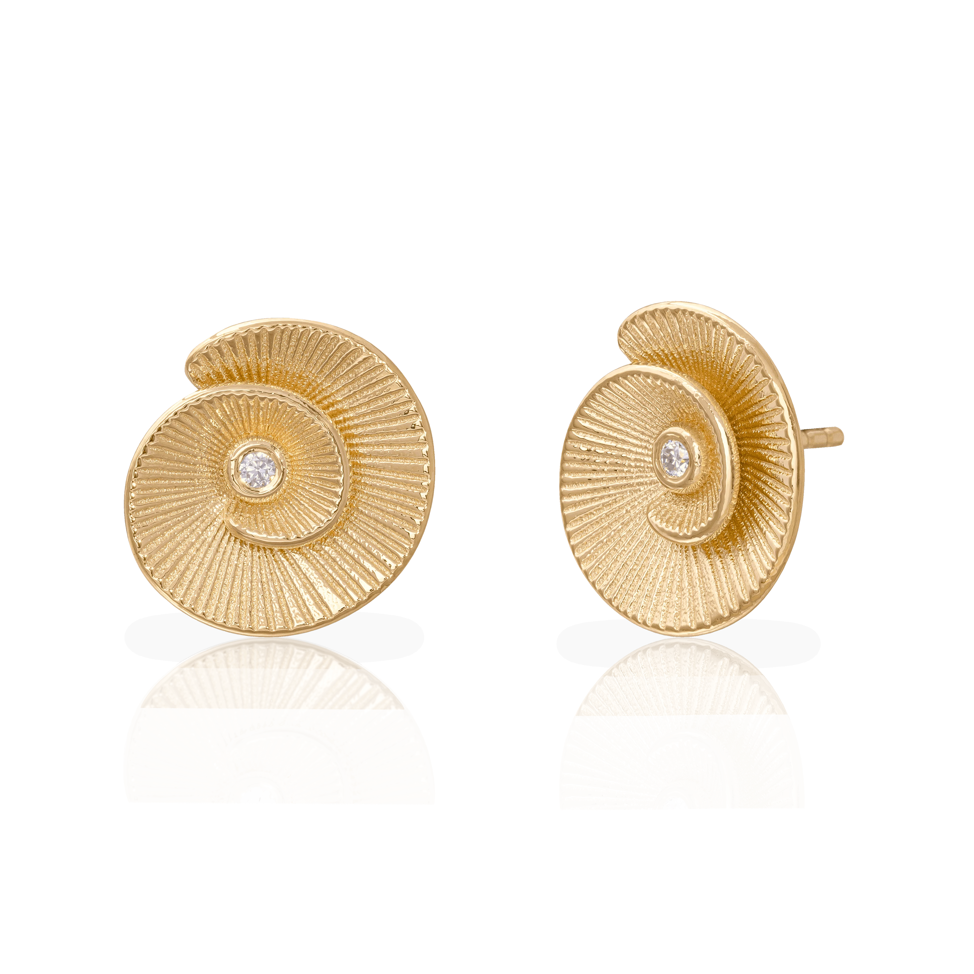 Seashell moissanite stud earrings