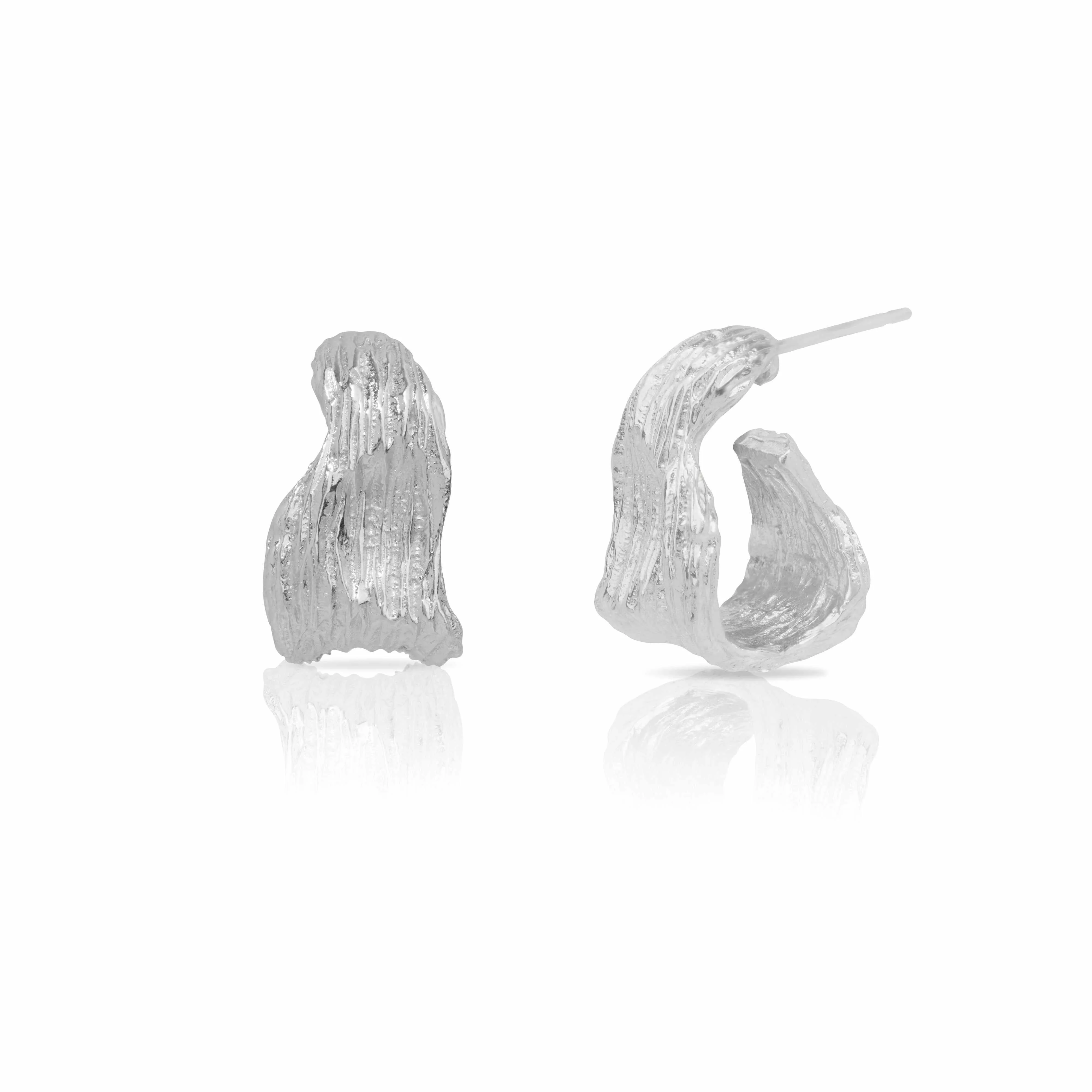 Mira textured hoop earrings - Image 3