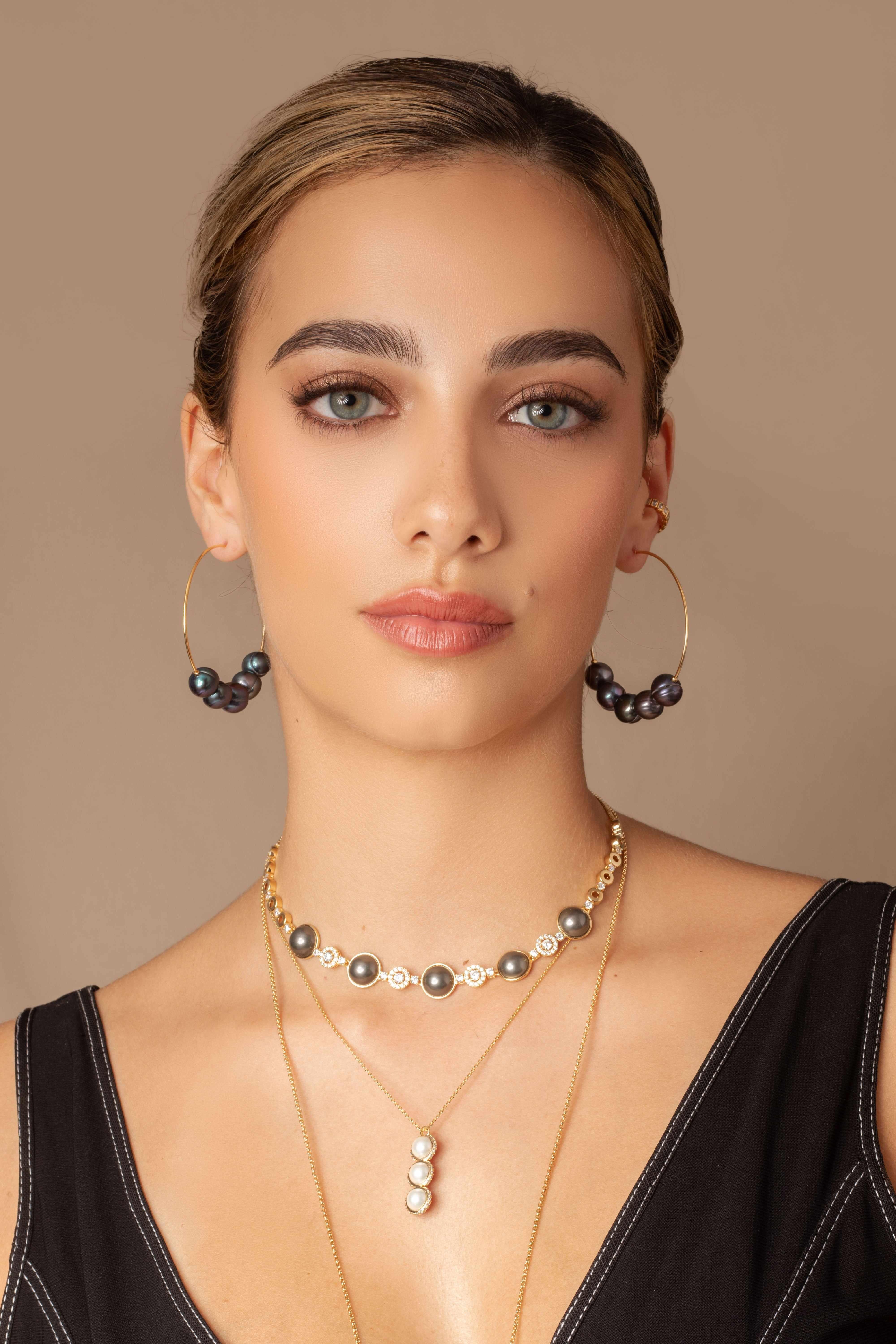 Hazel pearl hoop earrings - Image 5