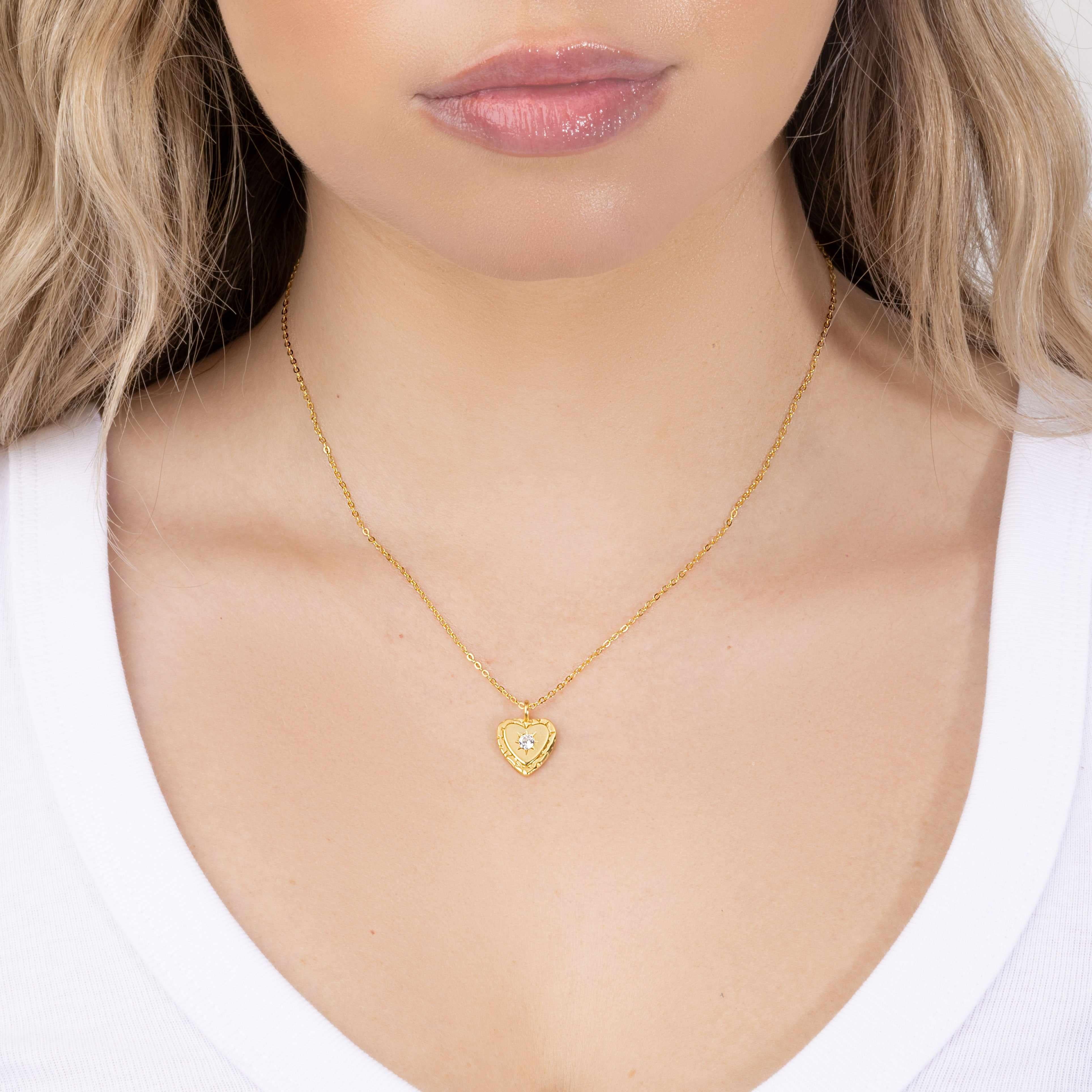 Iconic heart necklace - Image 3