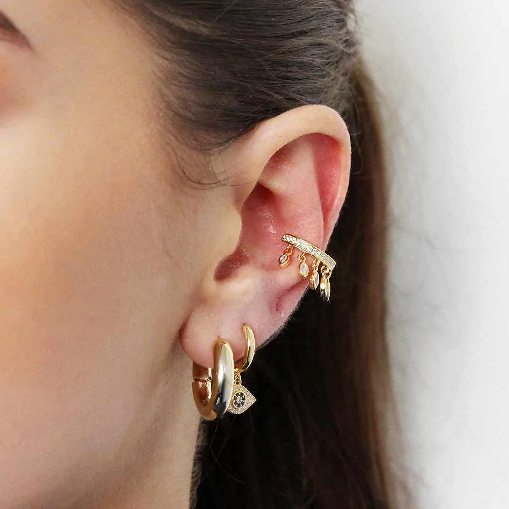 Malani conch crystal ear cuff - Image 4