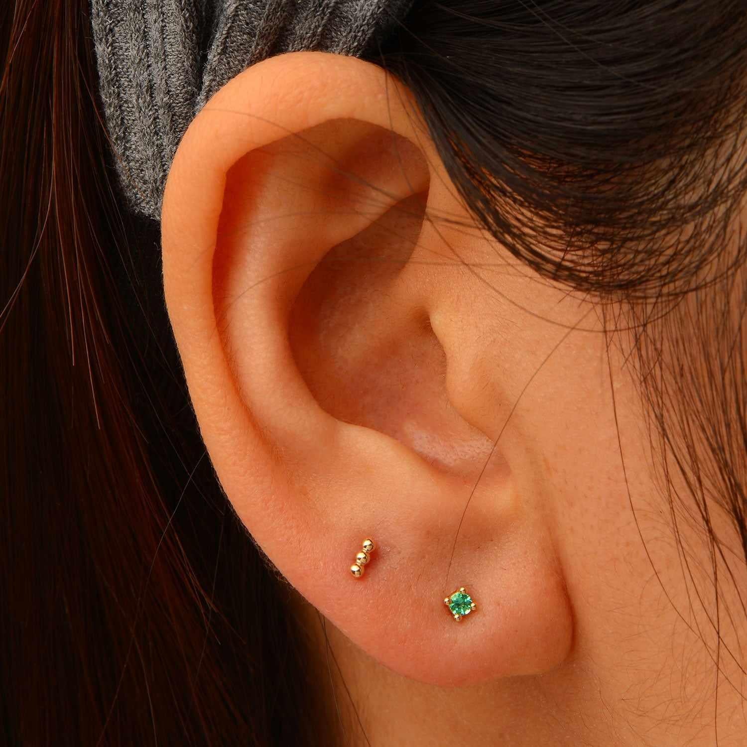 Prague Bubble Bar Labret Earring – 14K Solid Gold Flat Back - Image 4
