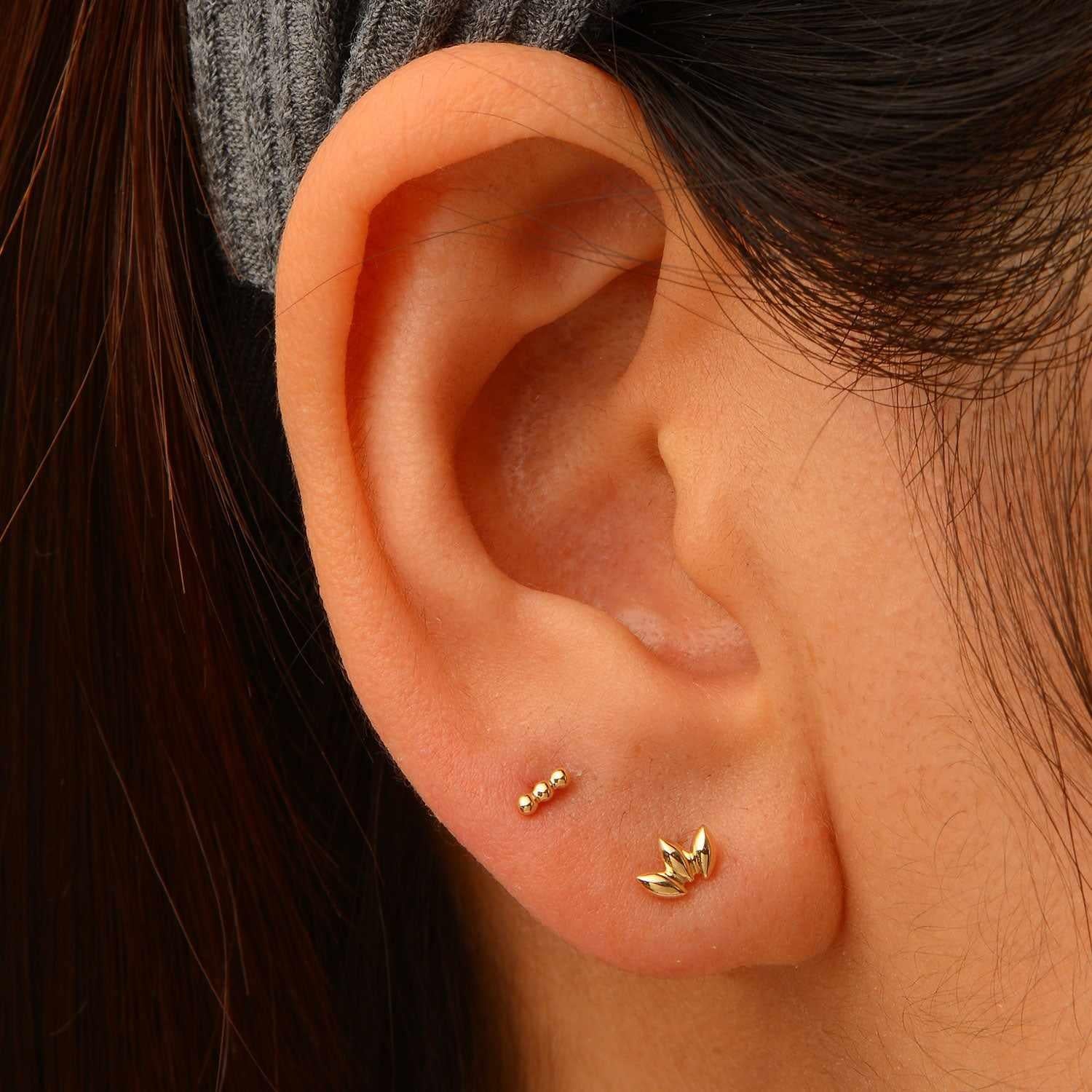 Prague Bubble Bar Labret Earring – 14K Solid Gold Flat Back - Image 5