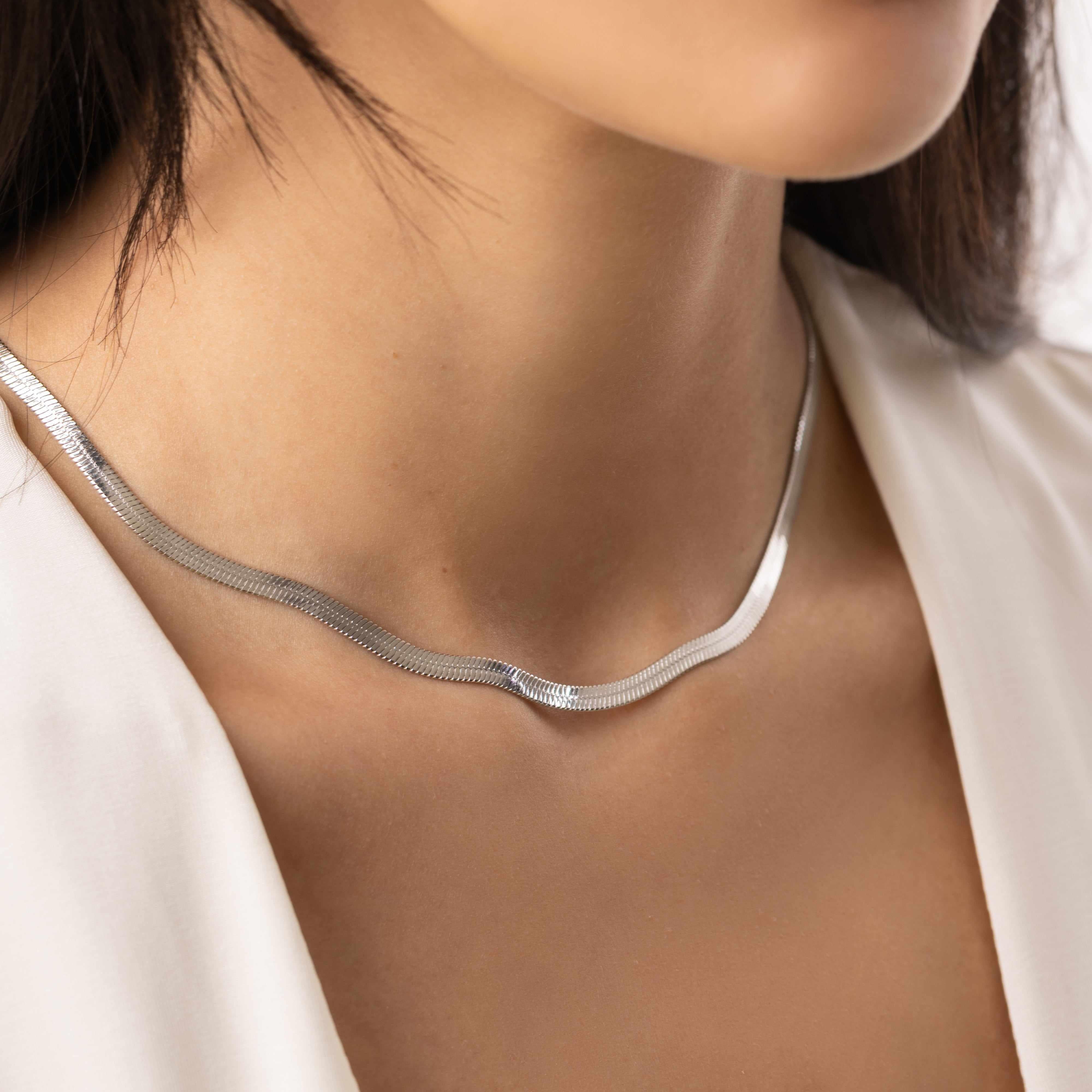 Snake chain necklace
