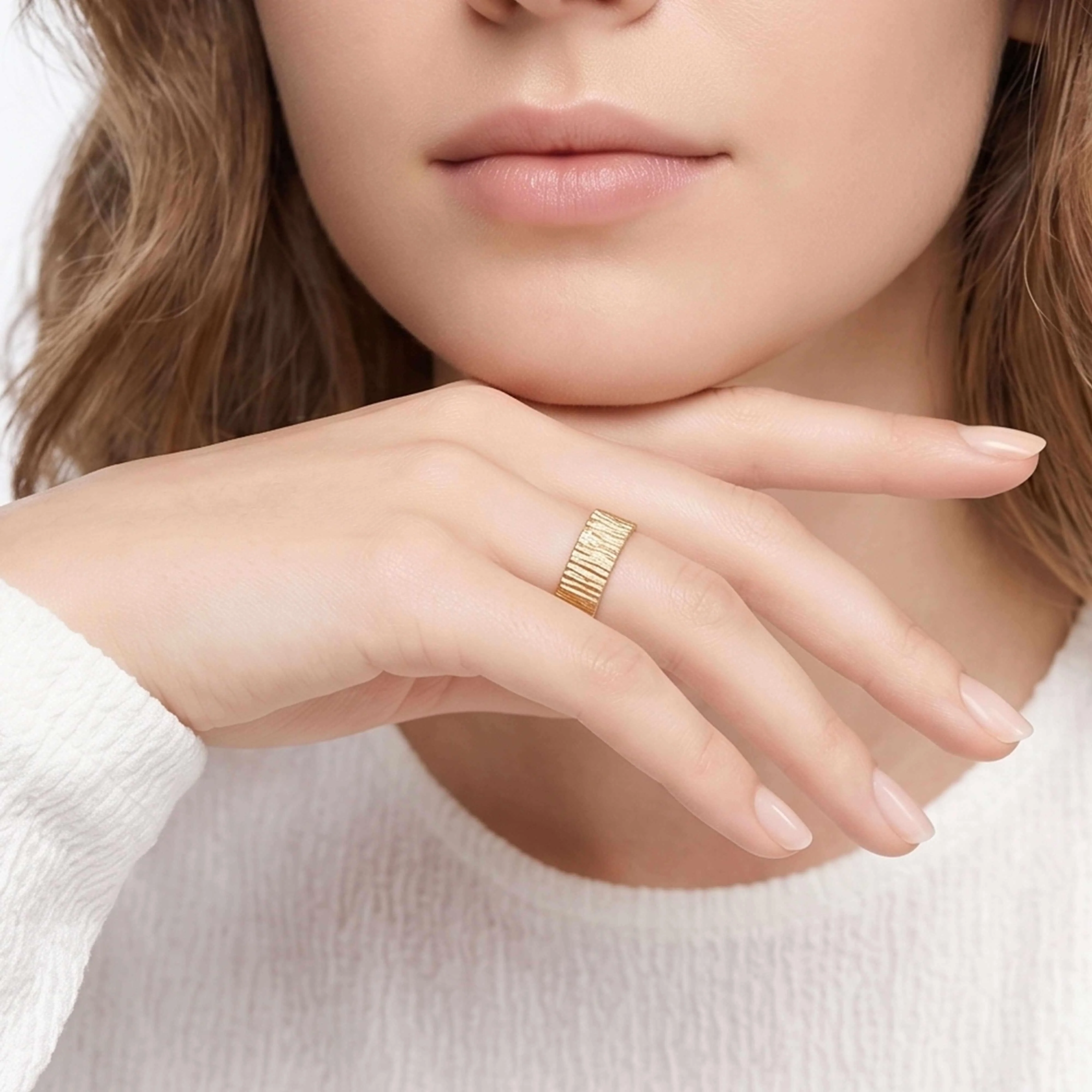 Sora thick gold ring - Image 2