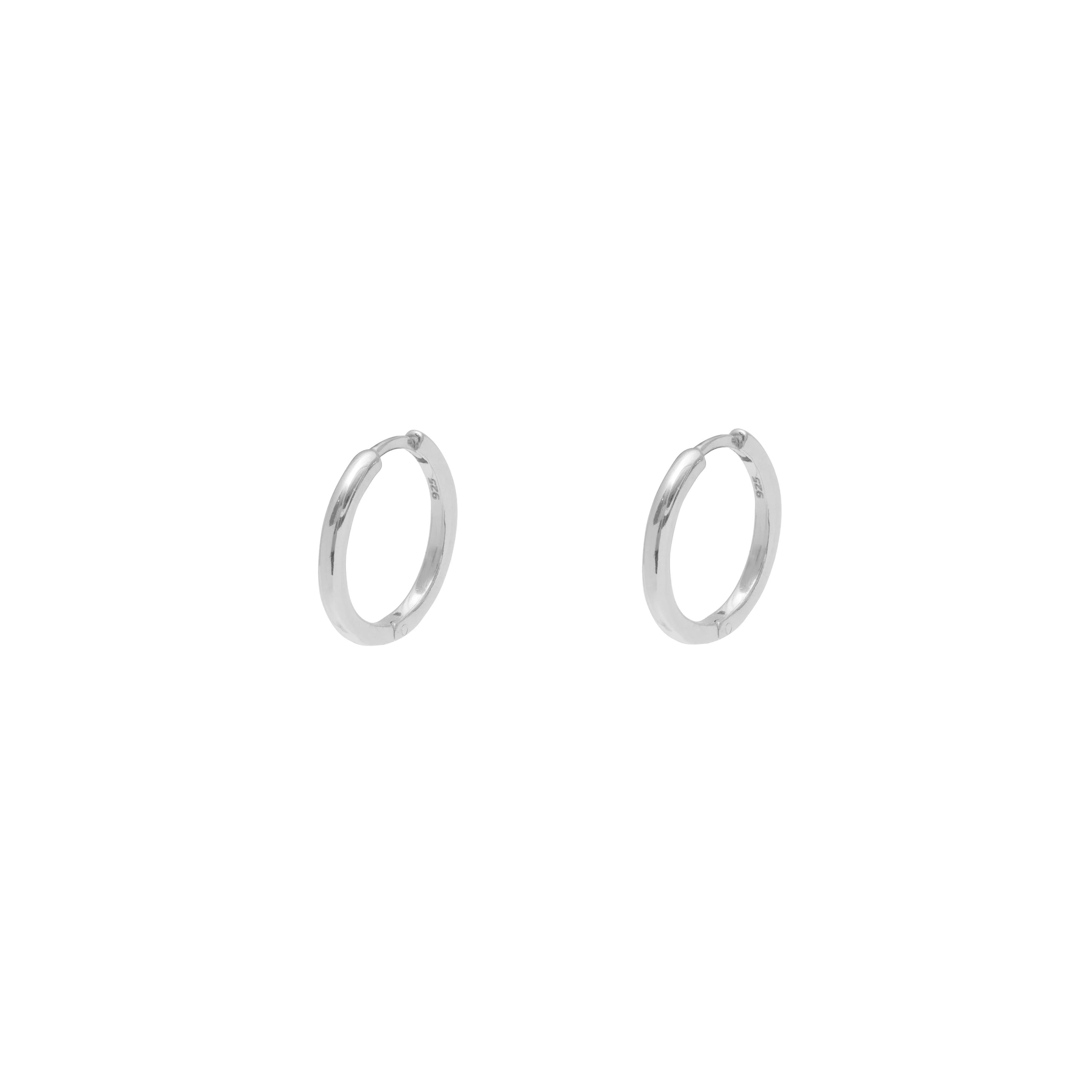 Tesni plain hoop earrings - Image 3
