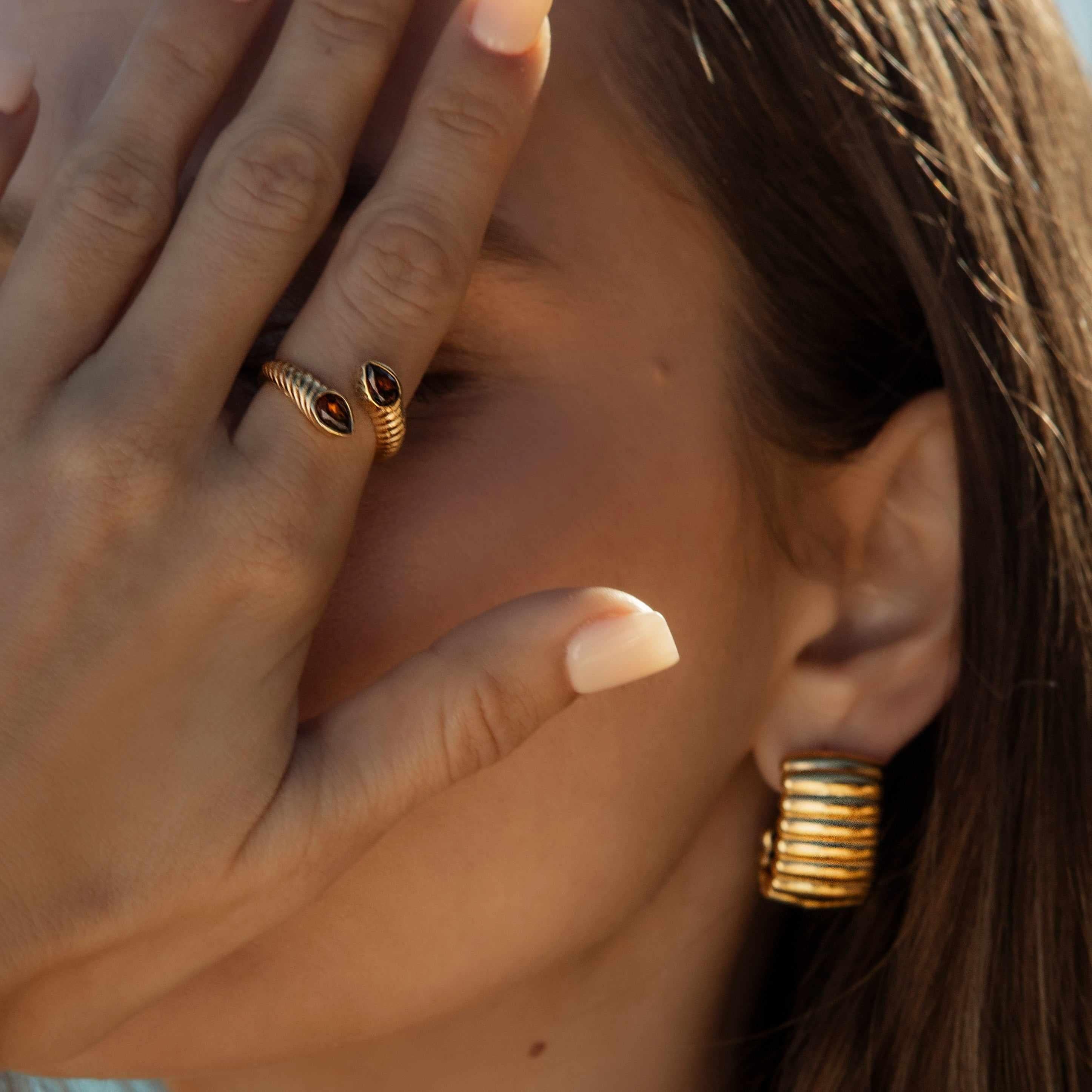 Vista ridge textured hoop earrings - waterproof - Image 3
