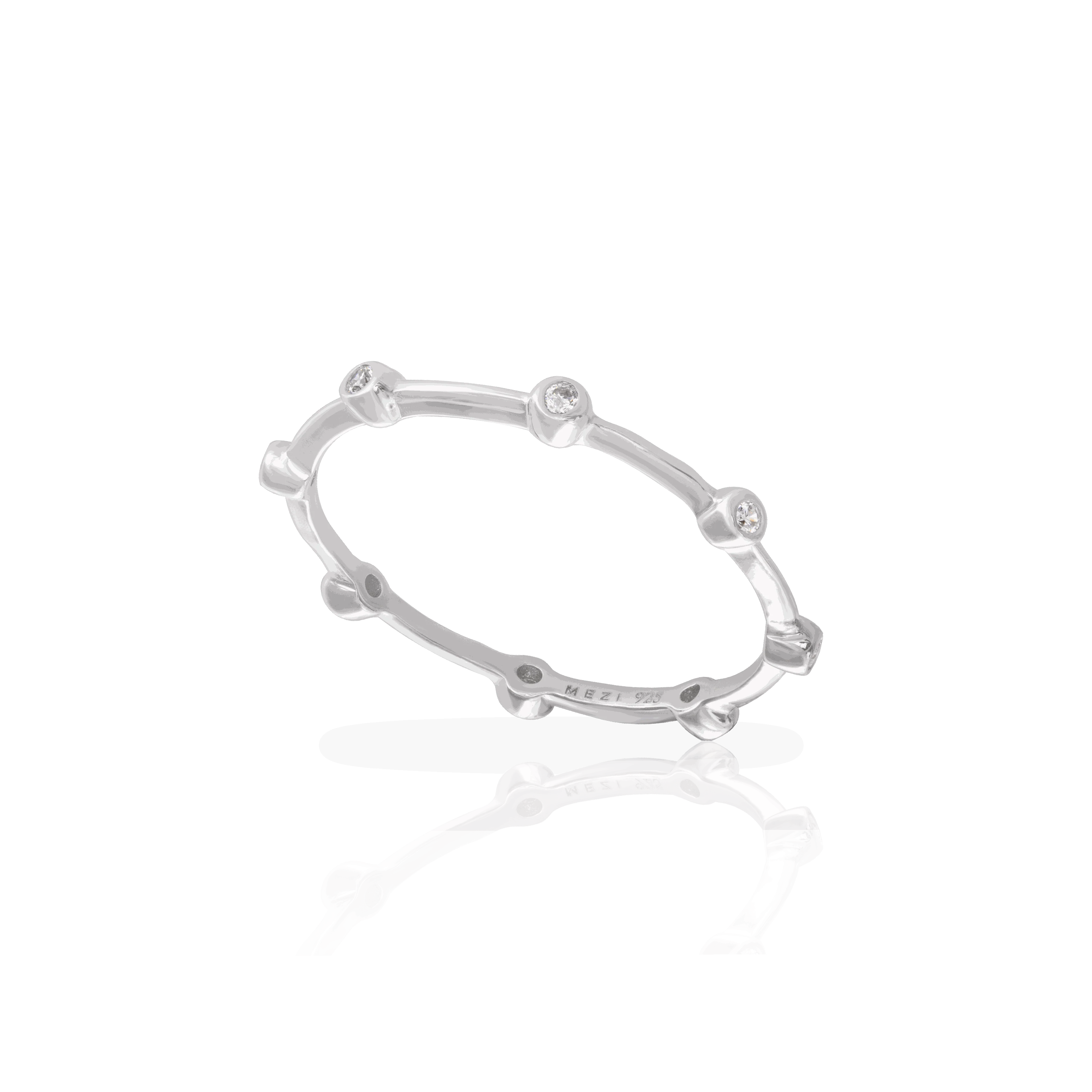 Tien cubic zirconia ring