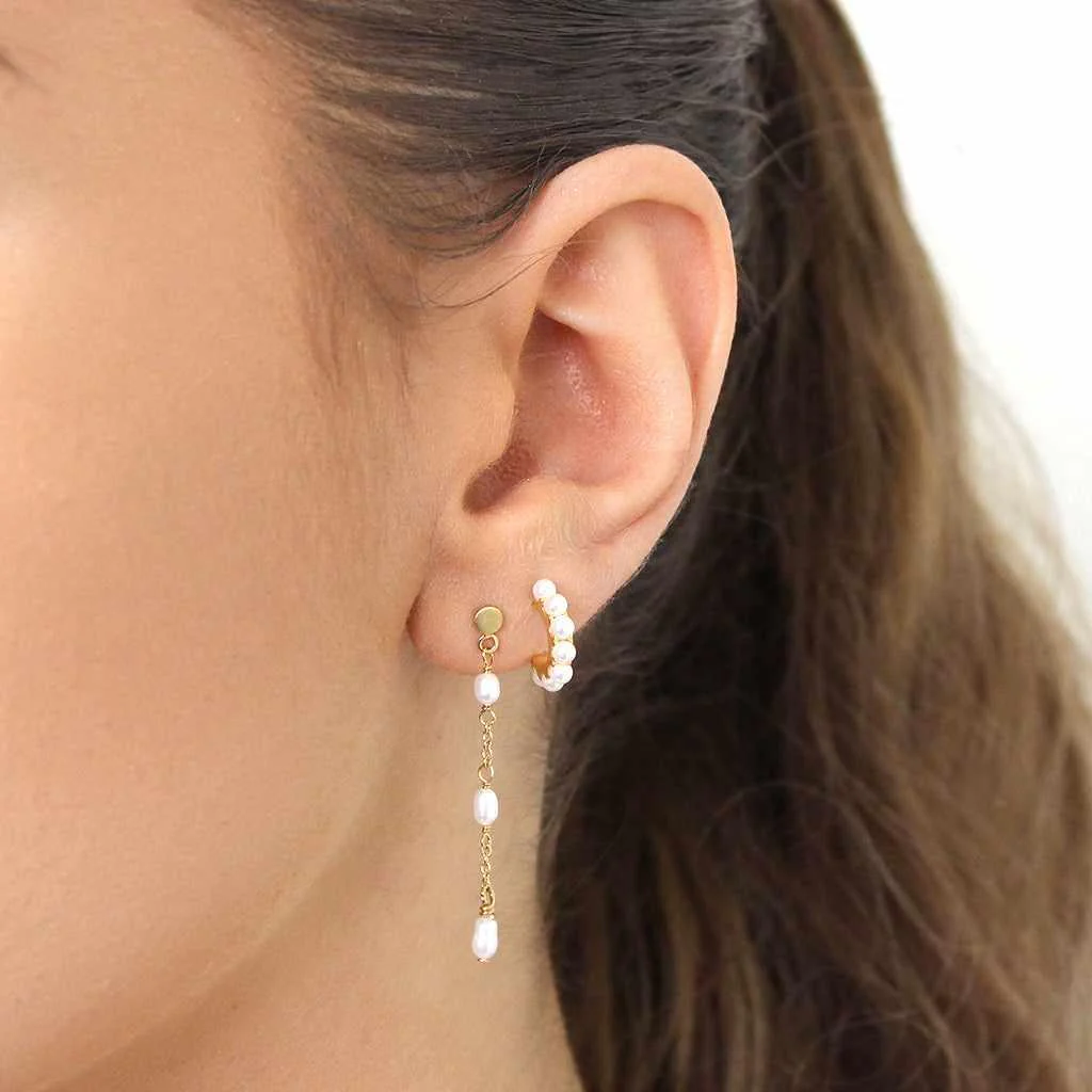 Tinley freshwater pearl gold earrings - Image 3
